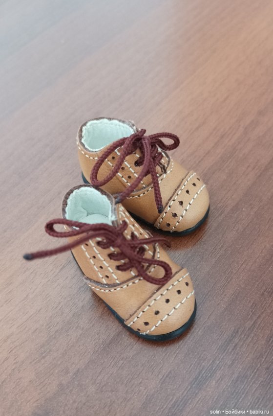 Обувь для кукол