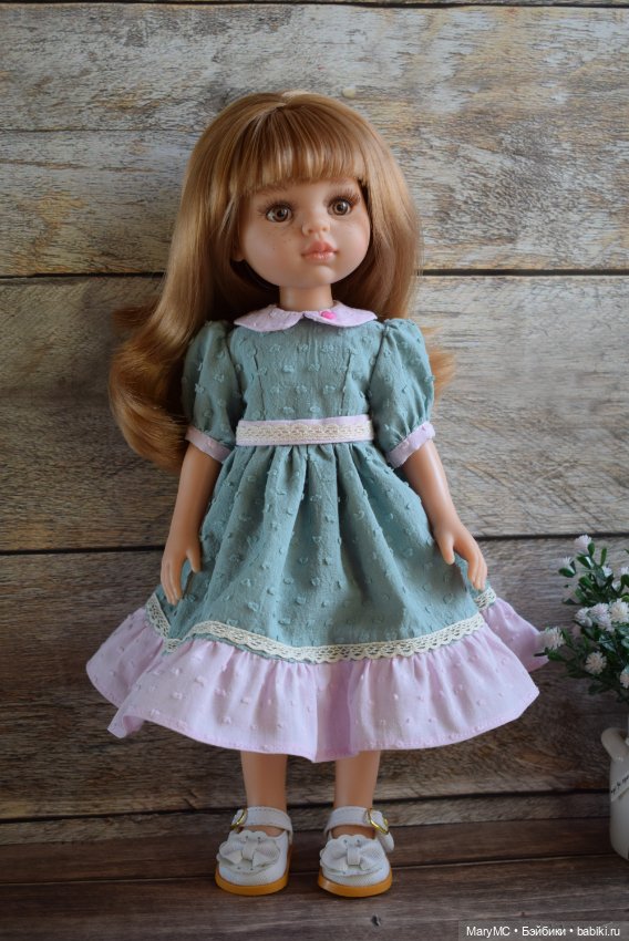 Комбинированное платье на Паола Рейна