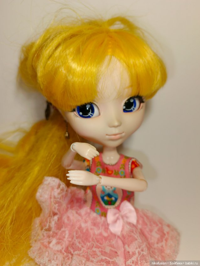 Кукла Pullip Sailor Moon Пуллип Сейлормун