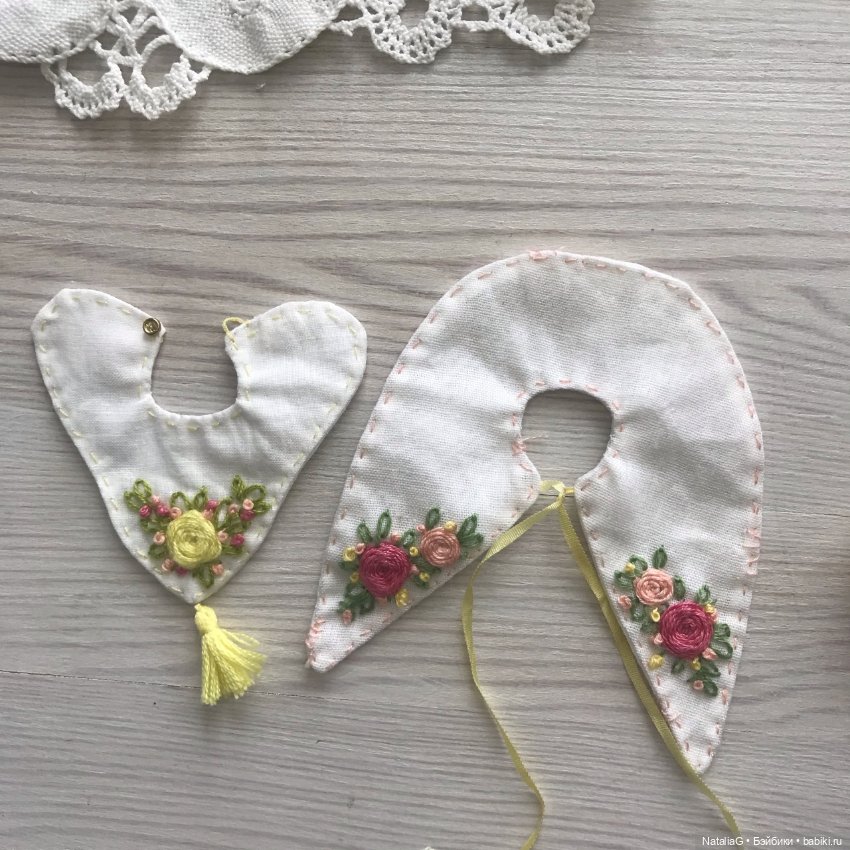 Платья с вышитыми воротничками (фото 5)