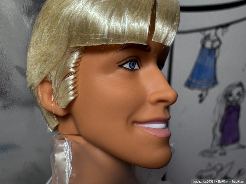 Кен Райан Гослинг из сета "Сцена у костра" по фильму "Барби" нюд (фото 5)