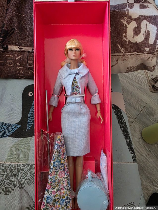 Poppy Parker Suited for travel 💙