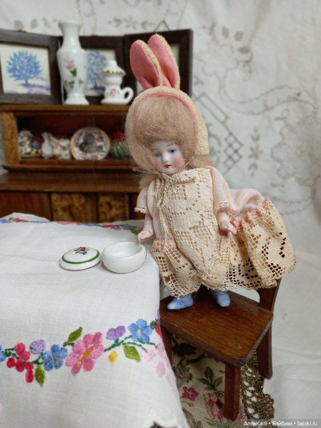 Декоративные вазы, кувшин