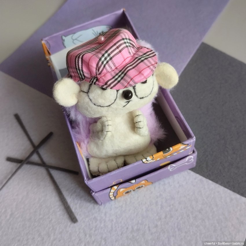 Ёжик в очках и кепке — Авторские игрушки (фото 2)