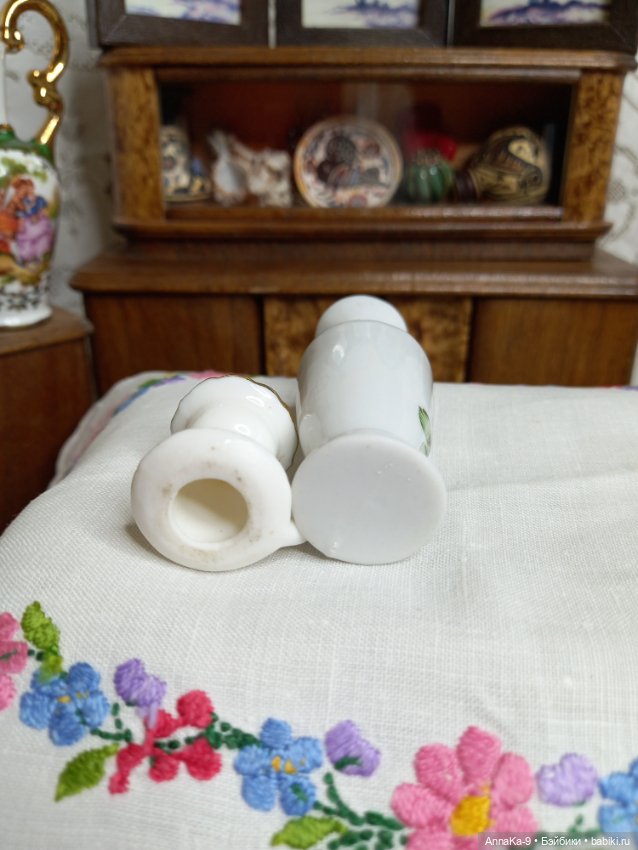 Декоративные вазы, кувшин