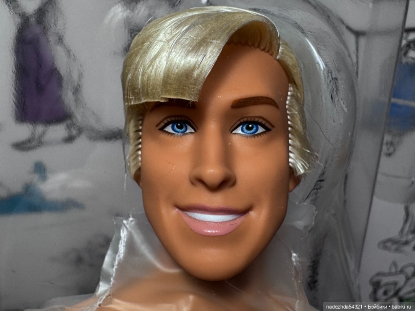 Кен Райан Гослинг из сета "Сцена у костра" по фильму "Барби" нюд (фото 4)