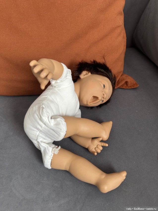 Характерная кукла, капризулька. Simba, Испания (фото 7)