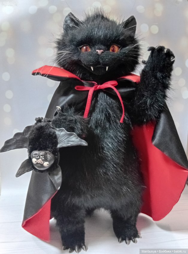 Кот Дракула с питомцем — Авторские игрушки