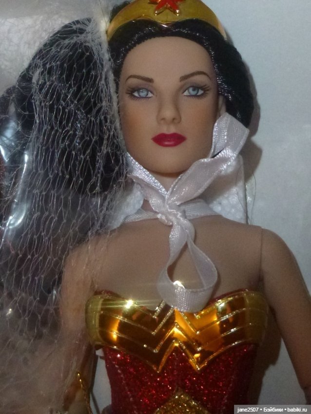 Редкая Тоннер Tonner DC Stars Wonder Woman 13 дюймов NRFB (фото 8)