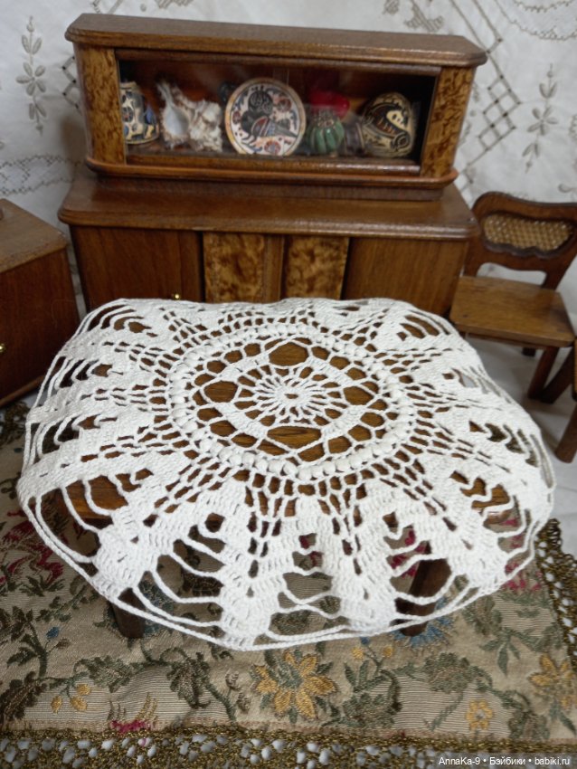 Скатерти и ковры для кукольного интерьера (фото 5)