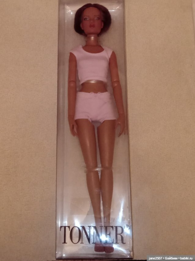 Редкая Тоннер Tonner Jon (Jonquil) Basic Brunette NRFB (тело Antoinette), 16 дюймов