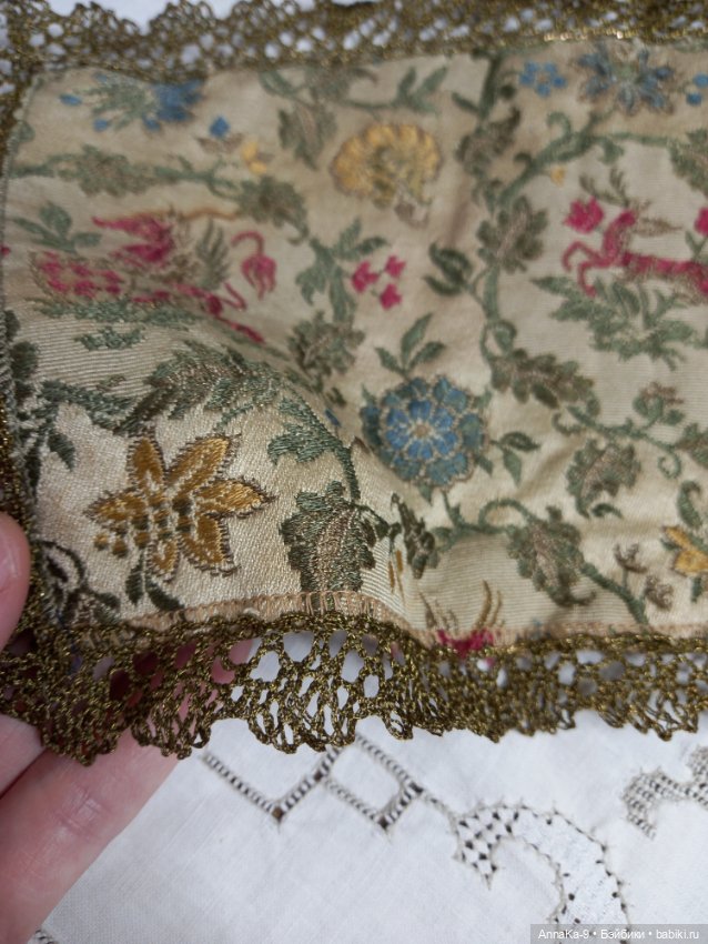 Скатерти и ковры для кукольного интерьера (фото 10)