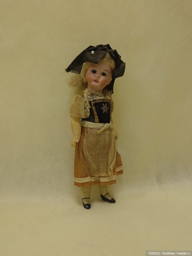Антикварная куколка Mignonette от Gebrüder Kühnlenz