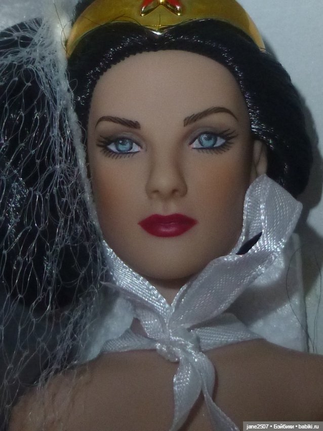 Редкая Тоннер Tonner DC Stars Wonder Woman 13 дюймов NRFB (фото 6)