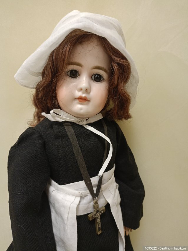 Антикварная кукла Simon Halbig, 949 молд