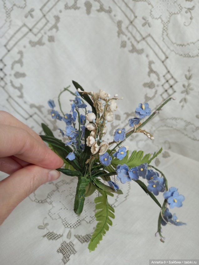 Винтажный букетик из первоцветов