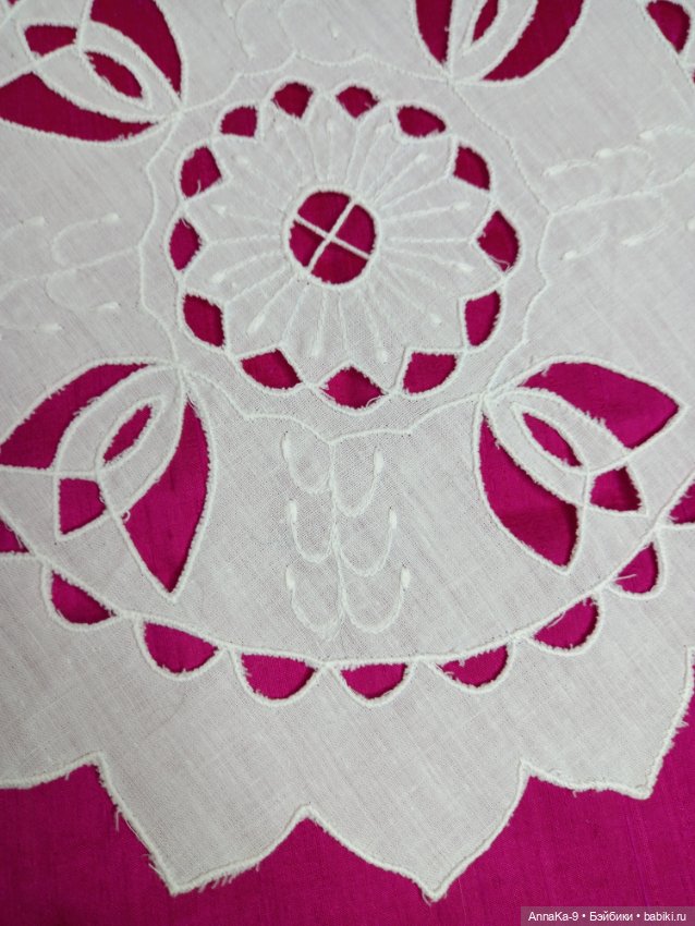 Скатерти и ковры для кукольного интерьера