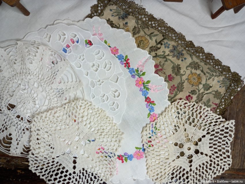 Скатерти и ковры для кукольного интерьера