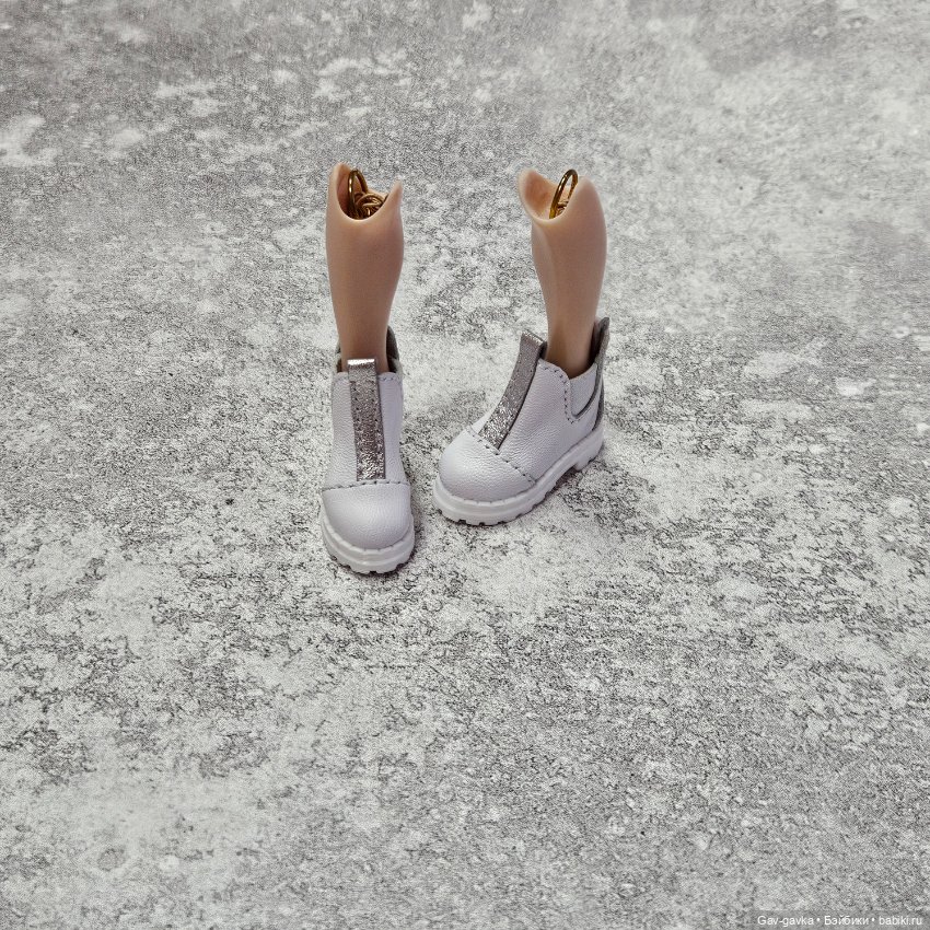 Ботиночки для Птички Лоры