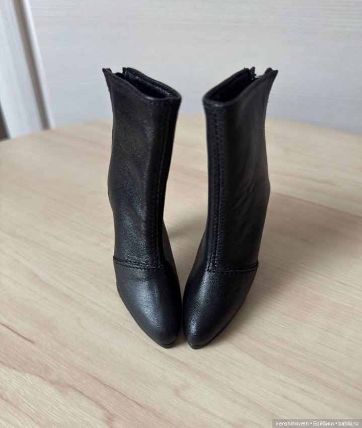 Продам ботинки Dolk на куклу 1/3 (фото 2)