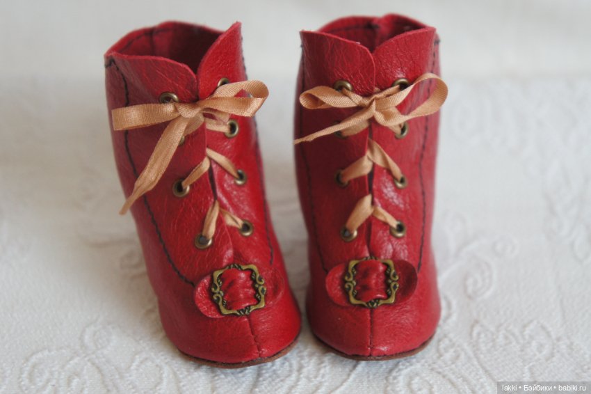 Сапожки для антикварной куклы