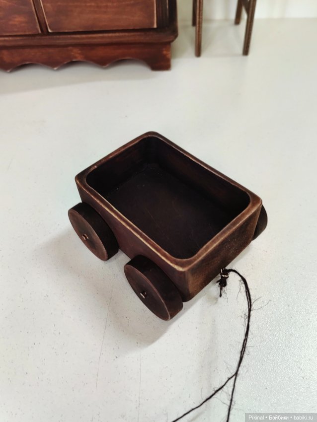 Тележка деревянная) — Аксессуары для кукольных фотосессий (фото 3)