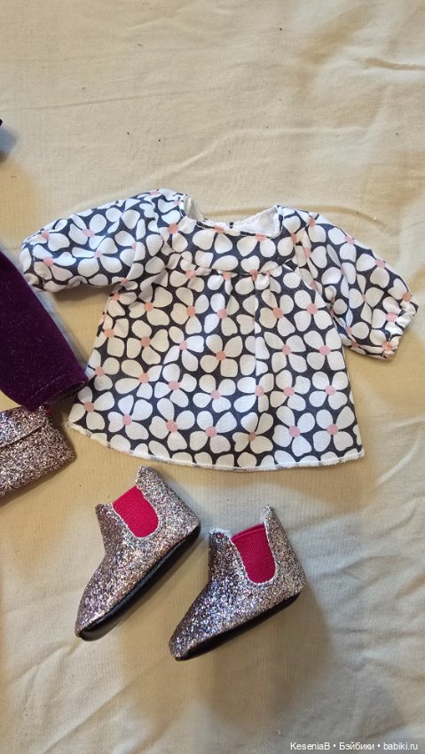 Лот Оригинальная одежда от кукол Corolle les cheries (фото 2)