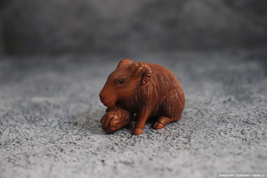 Нэцкэ "Коза с капустой" — Статуэтки (фото 2)