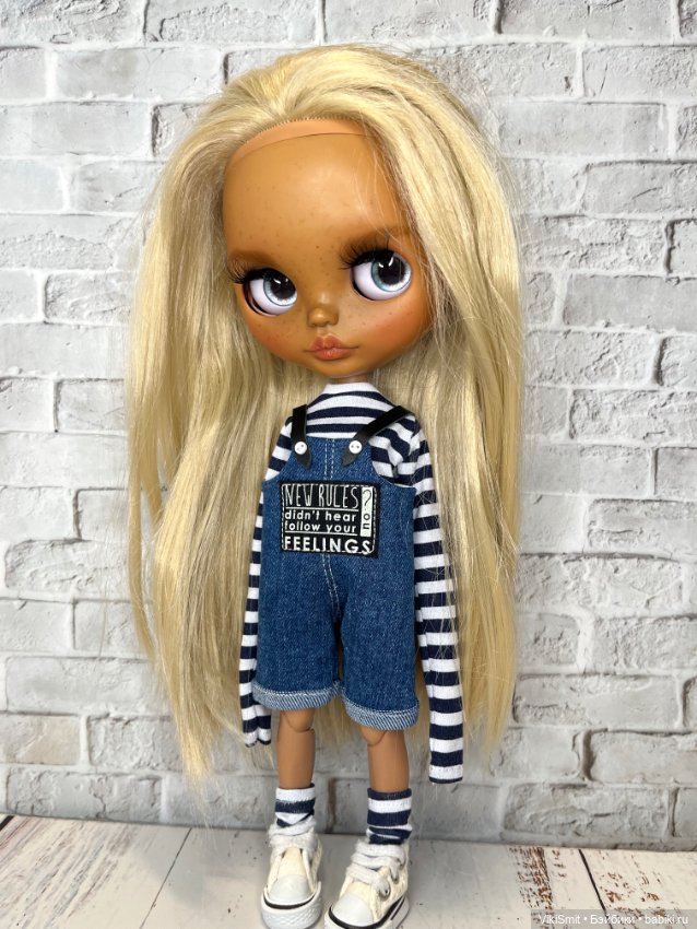 Продаю новую одежду для кукол Блайз