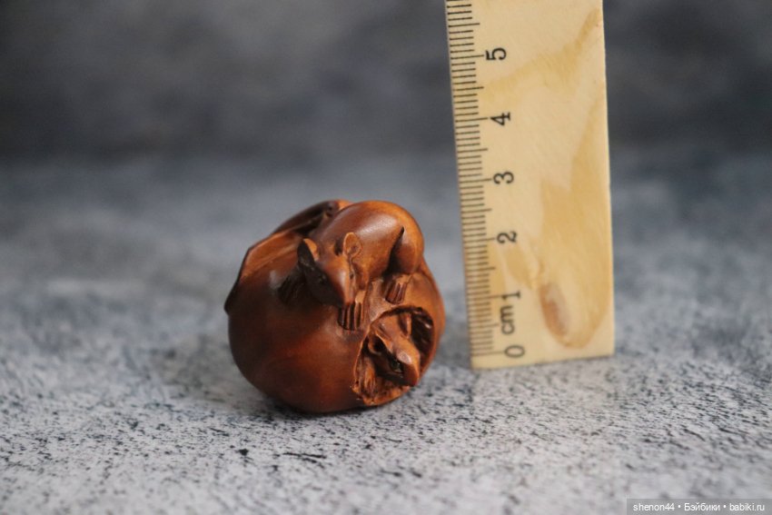 Нэцкэ "Мышки на яблочке" — Статуэтки (фото 5)