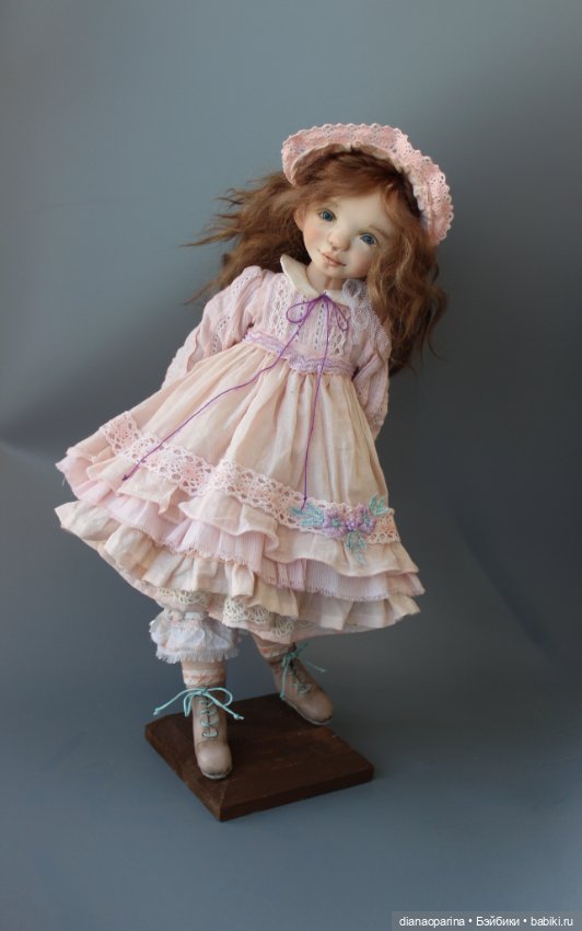 Кукла коллекционная. Эмили (фото 3)