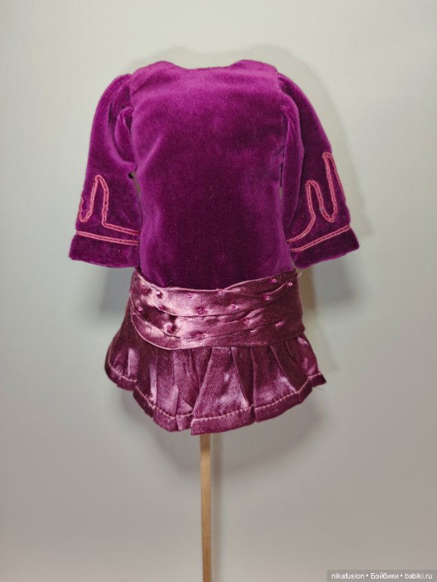 Платье бархат на антикварную или винтажную куклу 28-32 см (фото 2)