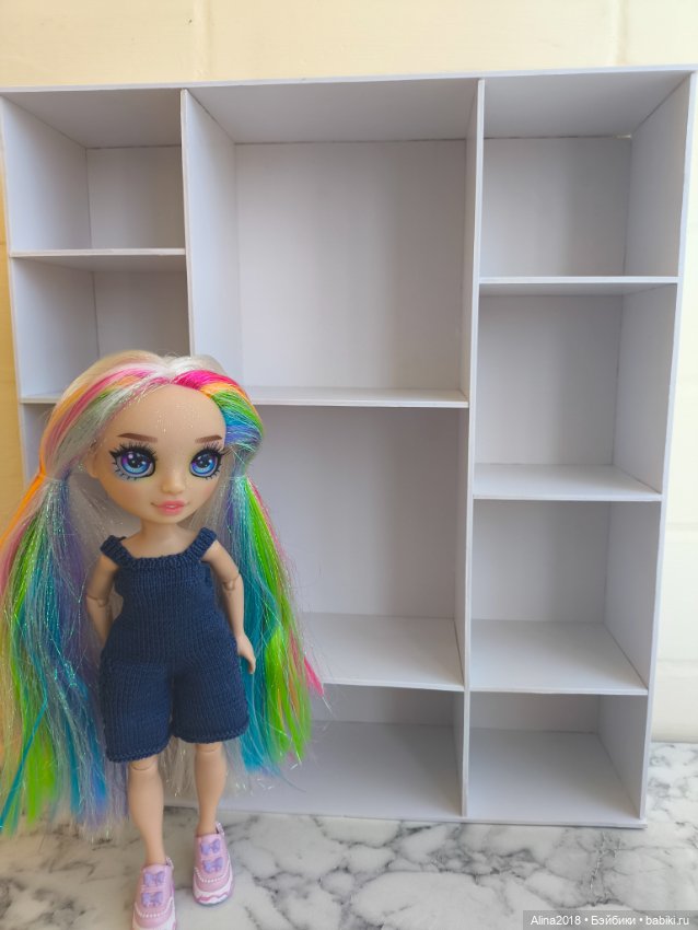 Гардеробная для кукол формата Барби (фото 2)