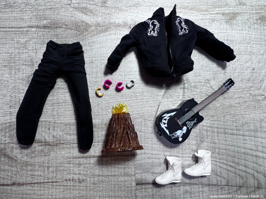 Аутфит Кена Райана Гослинга из сета "Сцена у костра" по фильму "Барби"