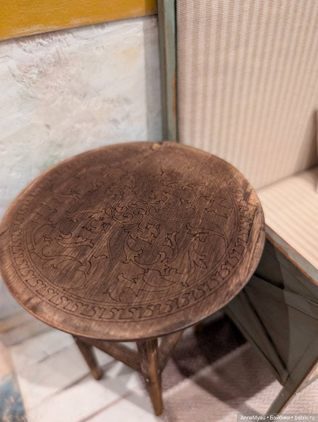 Набор мебели и аксессуаров для гостиной