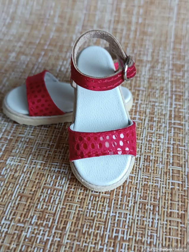 Босоножки для Руби Ред Ruby Red Fashion Friends