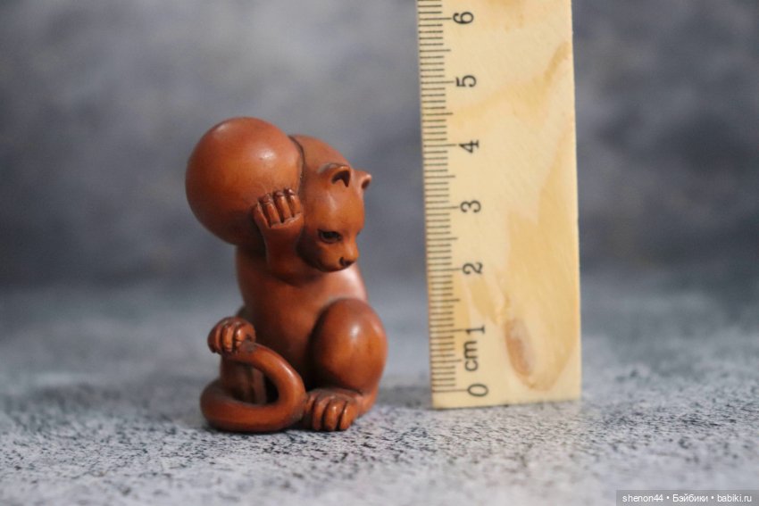 Нэцкэ "Кот с мячиком" — Статуэтки (фото 4)