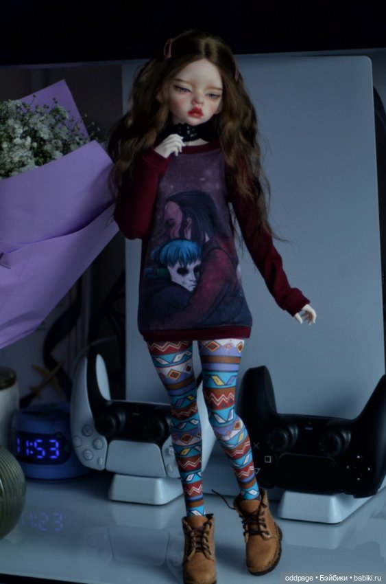 Ларина с прикрытыми глазками на теле Huajing (фото 4)