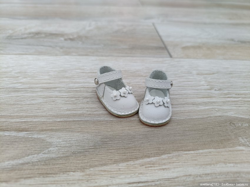 Туфельки для кукол Boneka (3,6x1,6 см.) (фото 2)