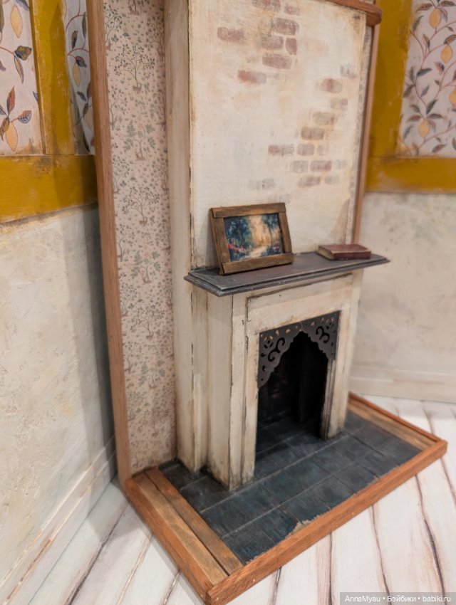 Камин в старом доме — Кукольная мебель
