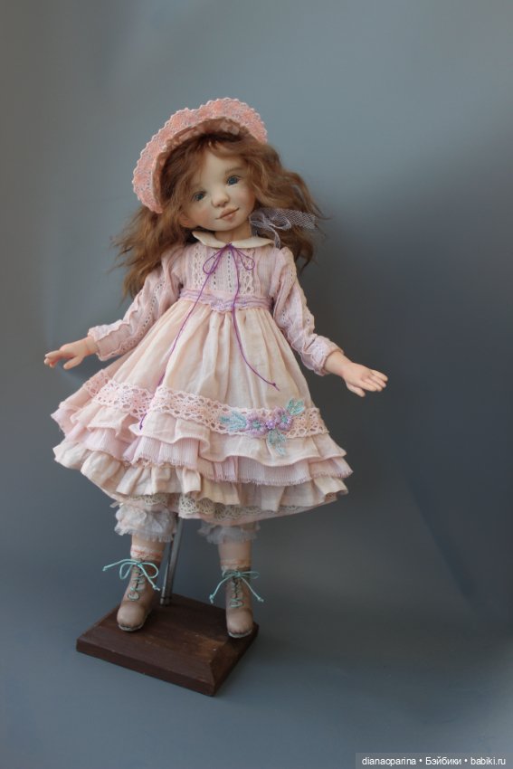 Кукла коллекционная. Эмили (фото 7)