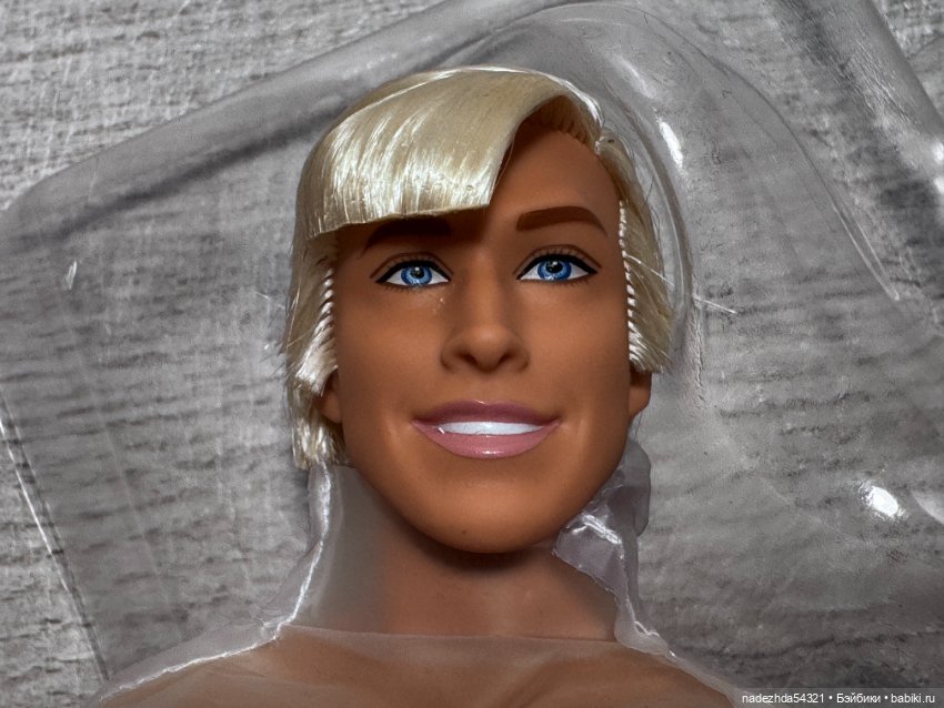 Кен Райан Гослинг из сета "Сцена у костра" по фильму "Барби" нюд (2) (фото 8)