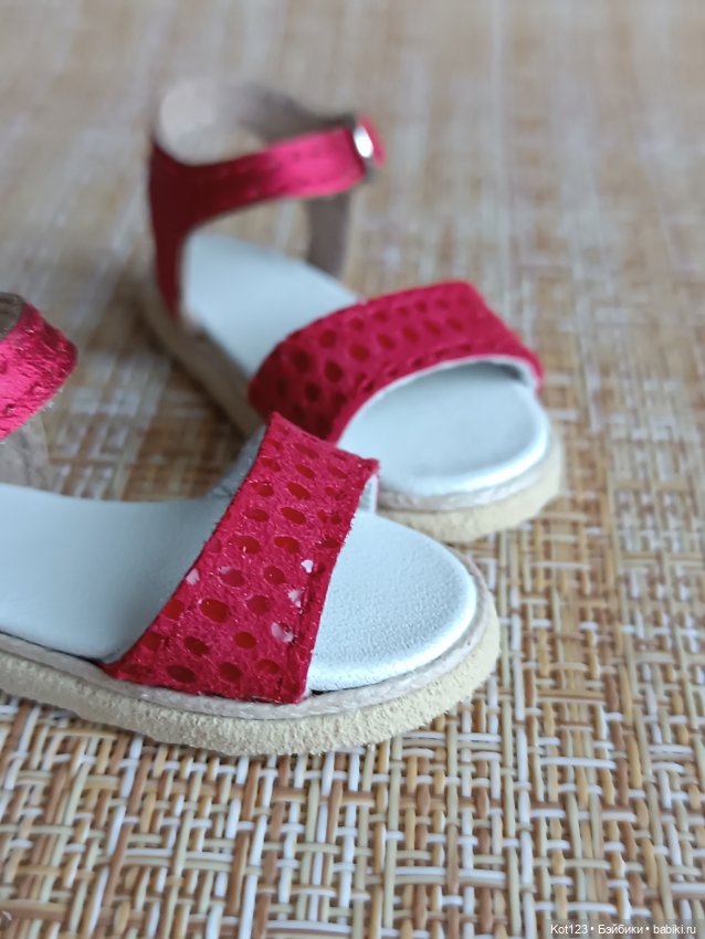 Босоножки для Руби Ред Ruby Red Fashion Friends (фото 6)