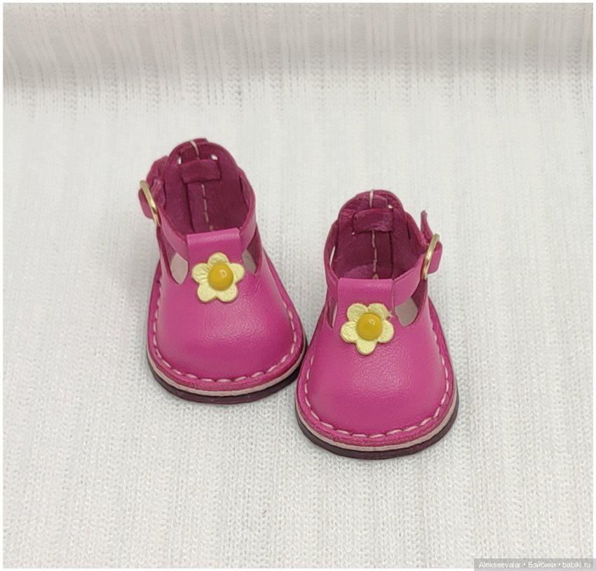 Обувь для кукол little Mia 23 см (фото 3)
