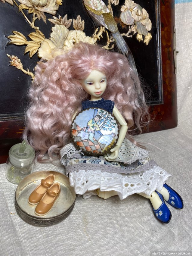 Мельхиоровая коробочка с зеркальцем (фото 7)