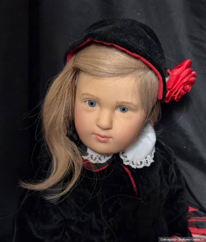 Delightful Lisa Sabine Esche