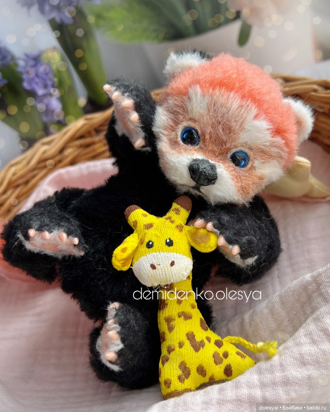 Красная панда Агустус — Авторские игрушки (фото 3)
