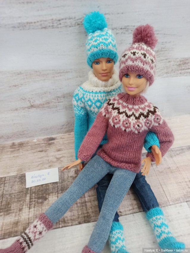 Вязаная одежда на кукол 30 см (фото 7)