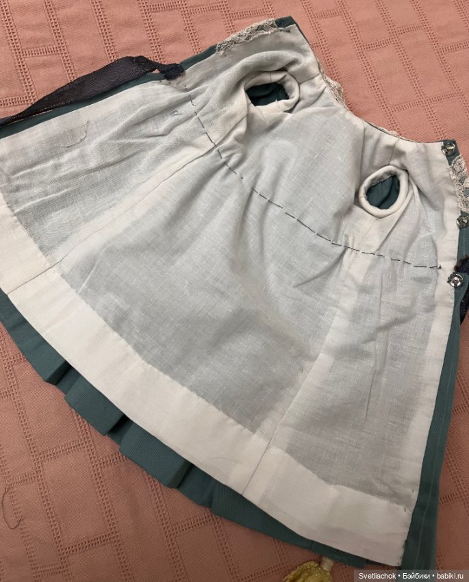 Платье для антикварной куклы (фото 4)