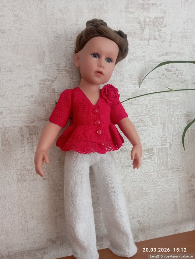 Для Готц одежда в разнобой (фото 6)